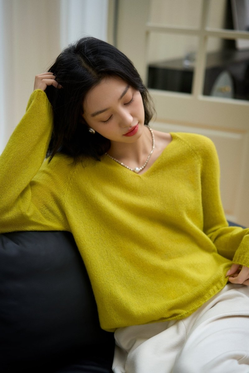 V - neck Cashmere Silk Pullover Sweater Women - ShopKing.com