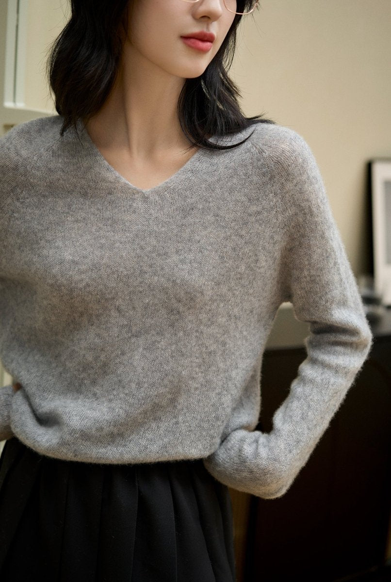 V - neck Cashmere Silk Pullover Sweater Women - ShopKing.com