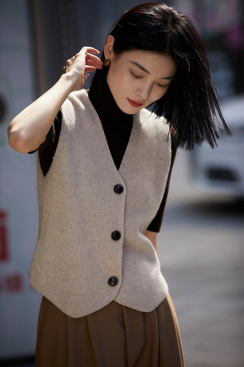 Wool - Cashmere Vest: Italian Craft for Women in Beige and Gray - ShopKing.com